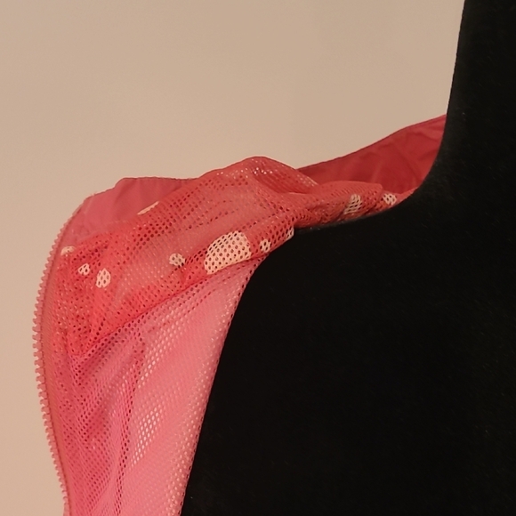 Columbia Pink Ski Jacket with Hood and Lightweight Design - Picture 7 of 9